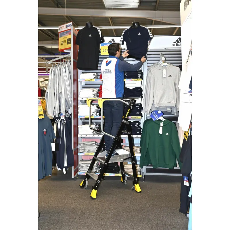 Plateforme de rayonnage STEPPER en magasin